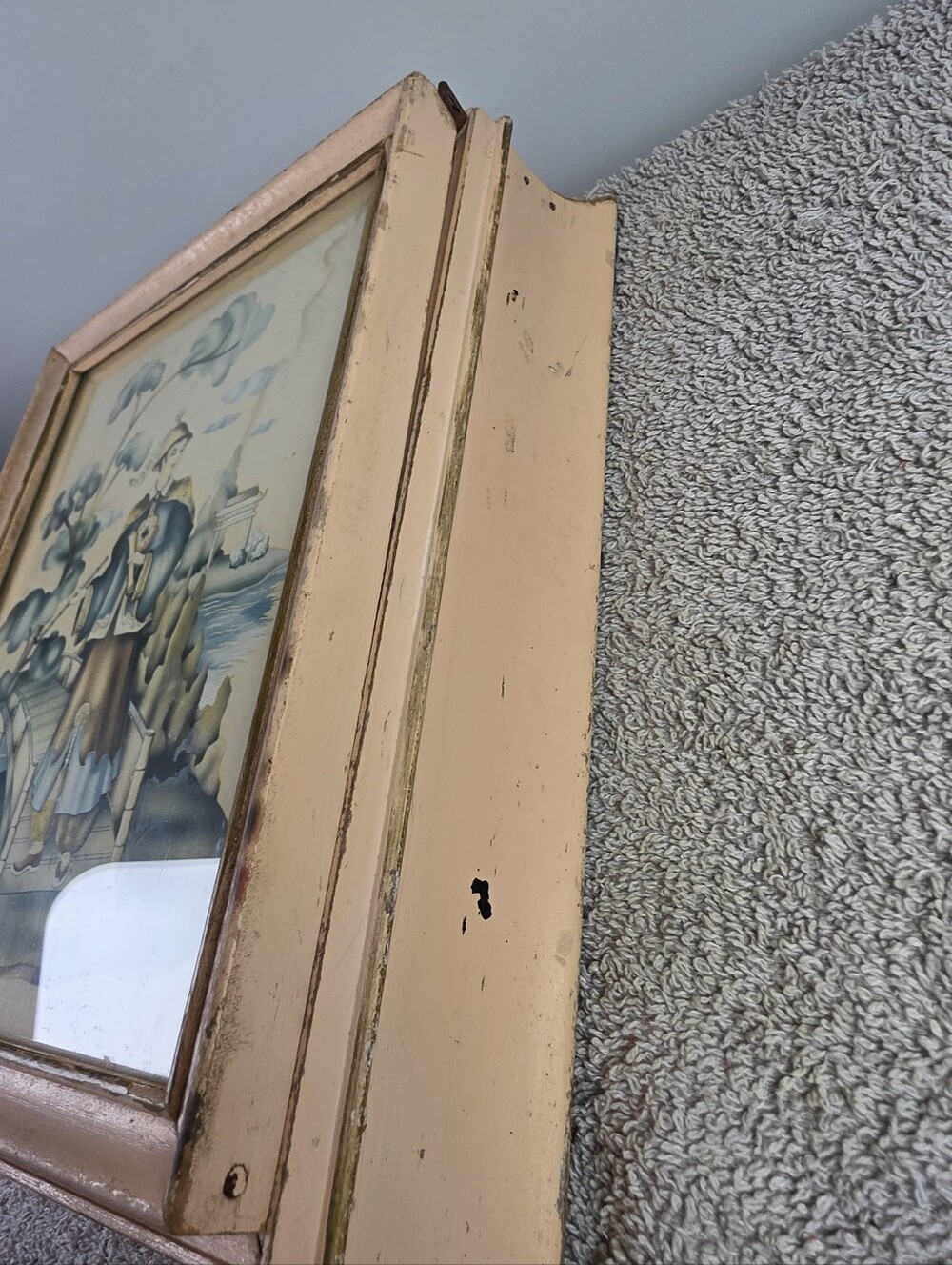 Vintage Woodrn Vanity Box Hinged Lid And With An Inset Mirror - Picture 6 of 16